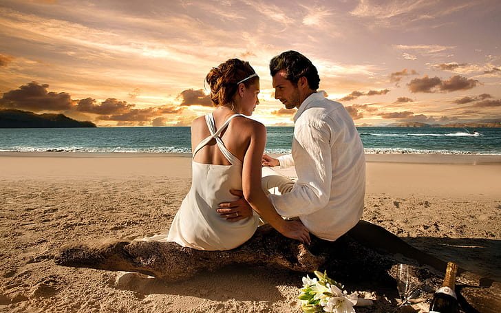 romantic-love-on-beach-love-relationships-wallpaper-couple-3840×2400-wallpaper-preview
